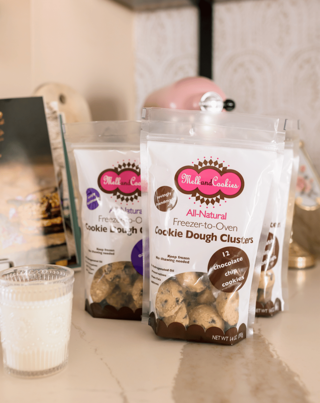 Packages of MelkandCookies 